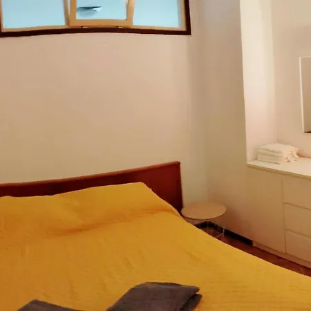 Apartment 3 *