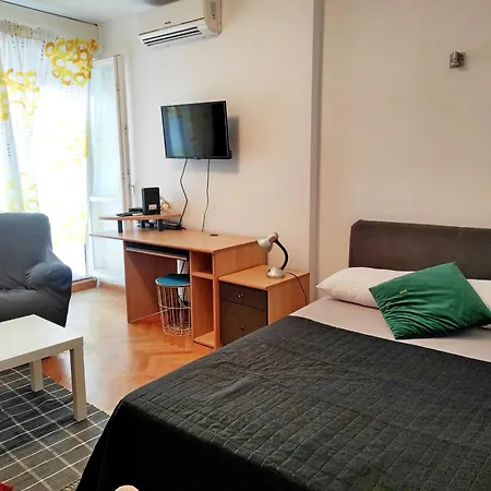 3 Apartment