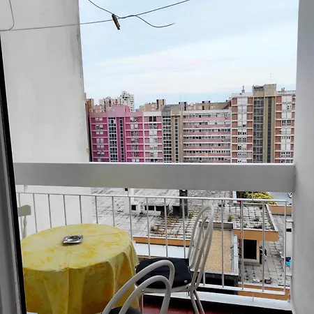 Apartamento 3 *